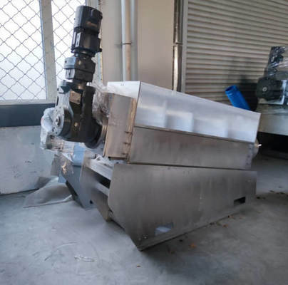 Low Energy Consumption And High Efficiency Fully Automatic Sludge  Thickening  Screw  Press