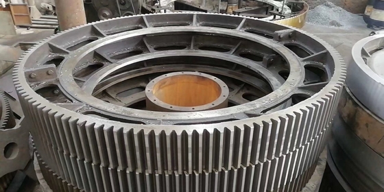 Độ cứng 220 ~ 240HB Mill Pinion Gear Big Ring Gear cho máy khai thác