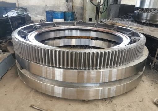 GS42CrMo4 Hợp kim đúc thép Mill Girth Gear Ring Gear cho nhà máy khai thác