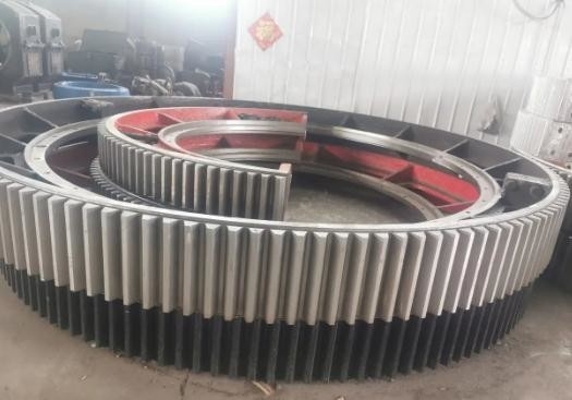 Khả năng mang cao Ball Mill Girth Gear với đường kính lớn