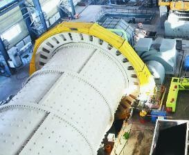 Autogenous Sag Ball Mill Nghiền quặng 700 - 1500 Kw để khai thác