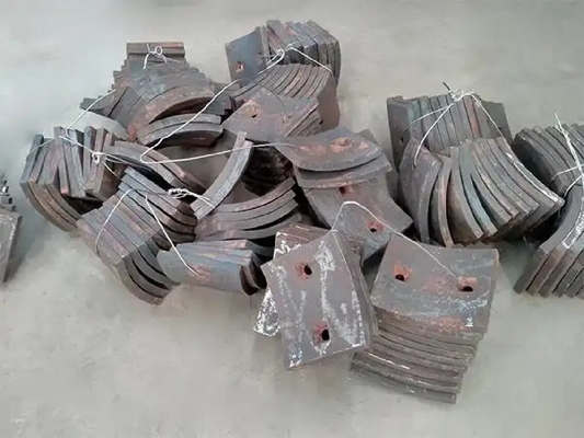 Lót hợp kim thép mangan cao cho máy nghiền bi trong khai thác mỏ và luyện kim
