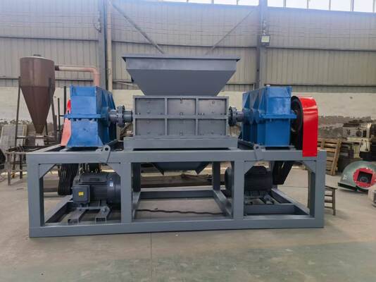 Tiết kiệm năng lượng thân thiện với môi trường và sử dụng rộng rãi máy xé nhựa