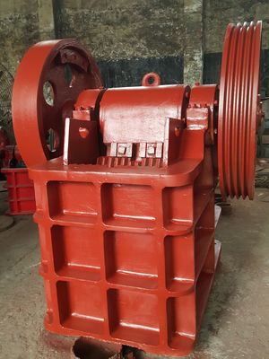 Máy nghiền đá hàm 300r / phút 21T / H cho mỏ đá khai thác cát và sỏi